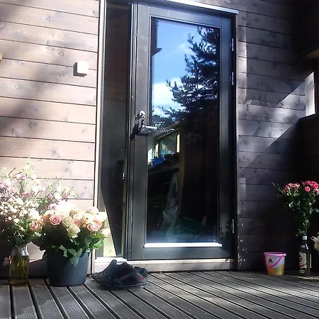 Surfhunt Holiday House Motsu